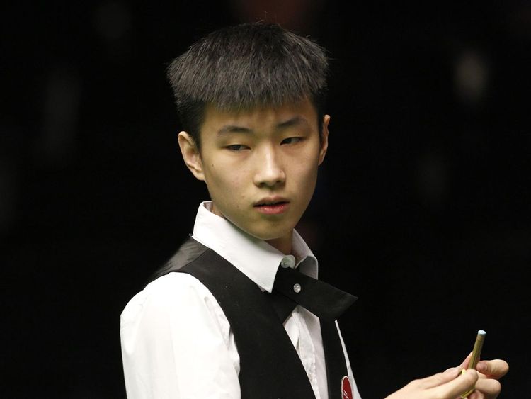 调裁判在比 调裁判在比