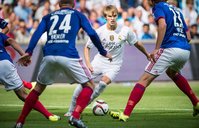 塔韦尼耶在 塔韦尼耶在